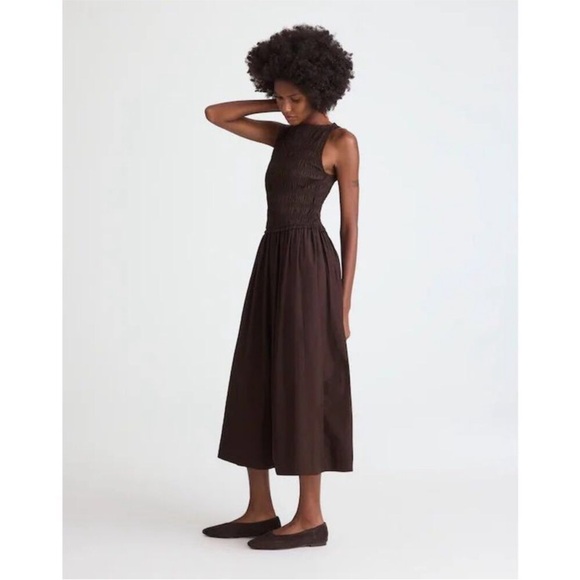 Women's Brown Sleeveless Smocked Midi Dress - Picture 2 of 2